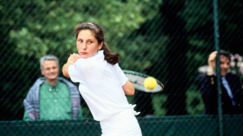 « Elle voulait être une grande championne ou rien » : les années tennis d’Amélie Oudéa-Castéra