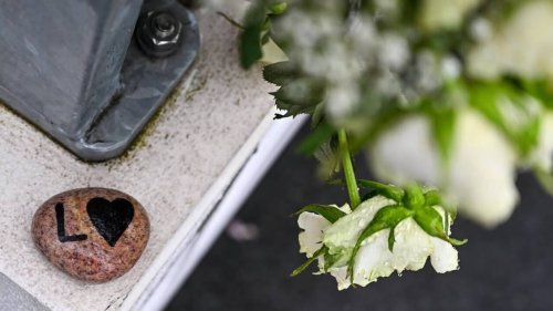 Les parents de la lycéenne décédée pendant l’attaque au couteau à Nantes ouvrent une cagnotte
