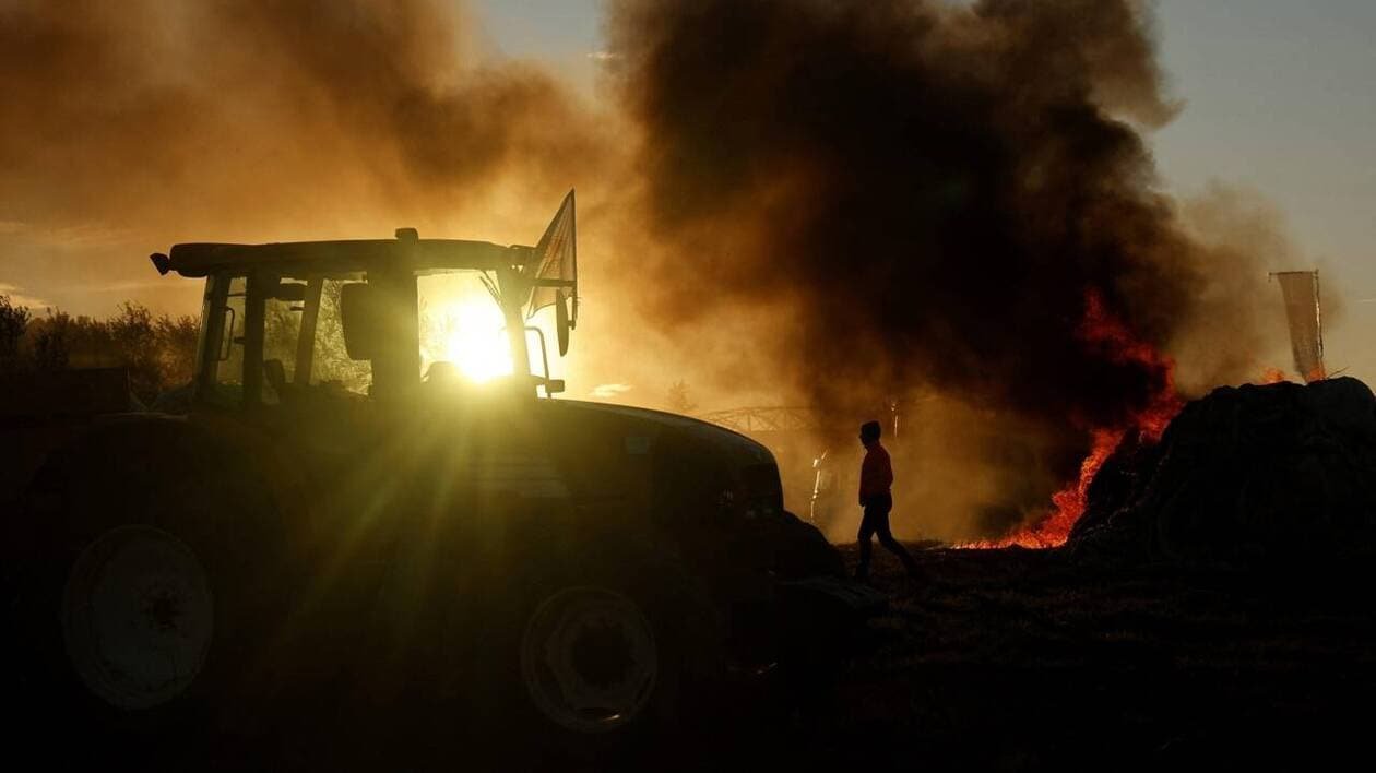 Crise agricole : manifestation prévue à Paris malgré l’interdiction des tracteurs