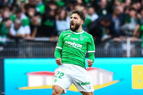 Le gros flou derrière le transfert de Zuriko Davitashvili !