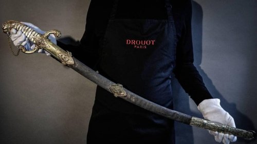 Un sabre de Napoléon à vendre aux enchères à Paris