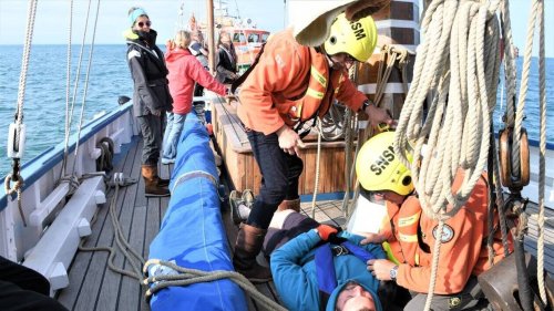 REPORTAGE. La SNSM et Dragon 50 déployés pour un impressionnant exercice au large de Granville