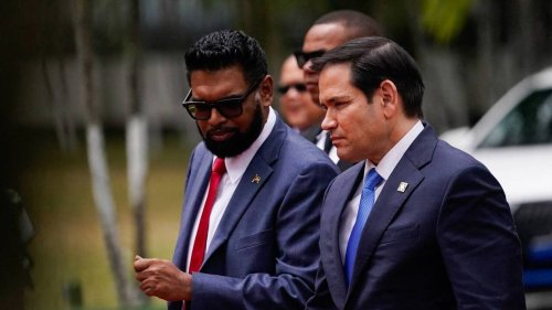 Rubio avertit Caracas qu’une attaque du Guyana se «terminerait mal», Maduro le traite d’«imbécile»