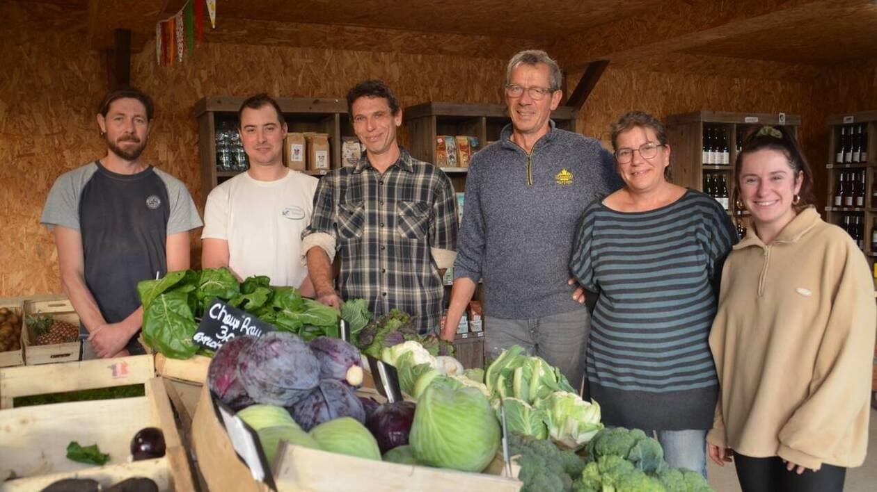 L’équipe de maraîchers s’est organisée, le Jardin bio des sables, à Couffé, devient une épicerie de proximité