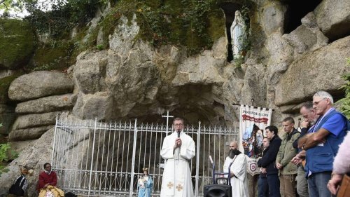 Paroisse de la Côte fleurie : voici les noms des trois prêtres qui vont s’installer à Honfleur