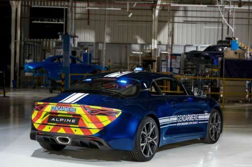 Alpine A110 versus Lamborghini Urus : 2-0 ! Un Belge puni et privé de permis ! - Le Mag Sport Auto