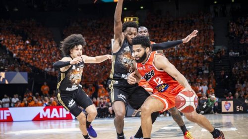 Basket. Rebonds, pertes de balles, faillites de cadres : les raisons de l’impuissance du MSB à Bercy