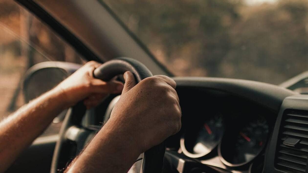 Arrêté pour une énième conduite sans permis, un agriculteur du Cher condamné pour la 41e fois