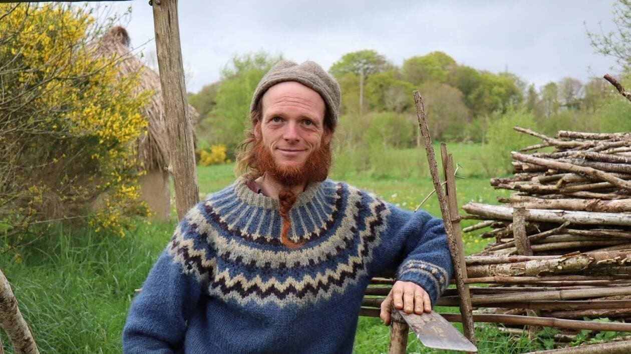 Se nourrir de ce qu’on produit, un « acte politique » pour Samuel Lewis, paysan du Centre-Bretagne