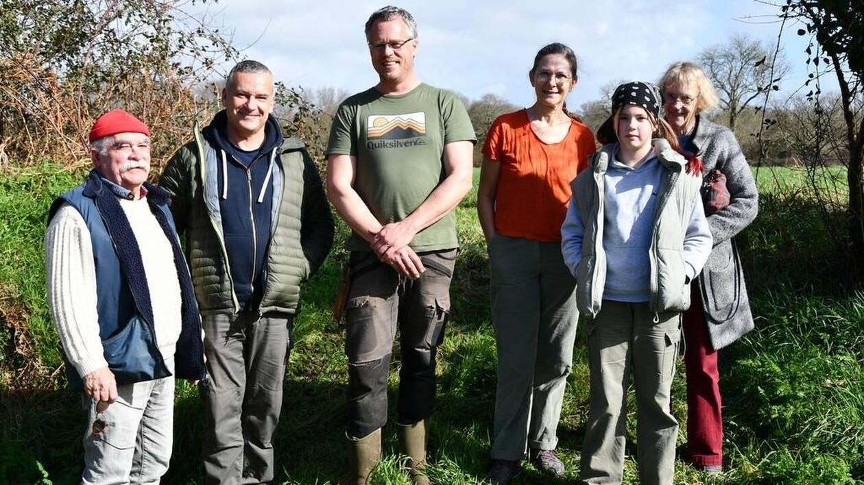Ils ont planté des fruitiers aux Communs de Tréminou, à Pont-l’Abbé