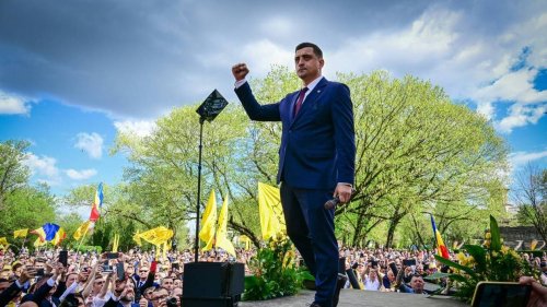 ENTRETIEN. Présidentielle en Roumanie : la diaspora peut faire basculer le pays à l’extrême droite