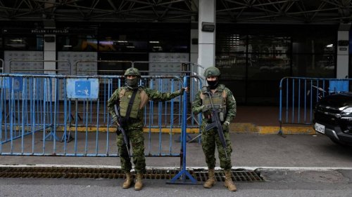 En Équateur des hommes armés ouvrent le feu, au moins 12 morts, quatre suspects arrêtés