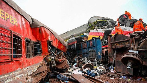 Catastrophe ferroviaire en Inde : au moins 288 morts, fin des opérations de secours