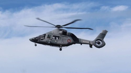 De gros moyens aériens et maritimes pour chercher un parapentiste au large de Cherbourg-en-Cotentin