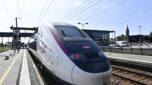 Grève des contrôleurs SNCF : seuls 4 TGV et Intercités sur 10 circuleront de vendredi à dimanche