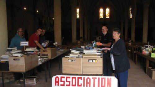 Le Mans. Des livres par milliers au profit de Sainte-Jeanne d’Arc