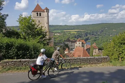 La Vallée du Lot à vélo : entre nature et patrimoine, un itinéraire cyclable qui sort… du lot