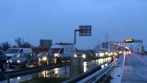 Nouveaux bouchons à Nantes, le port et le pont bloqués à Saint-Nazaire : revivez la mobilisation