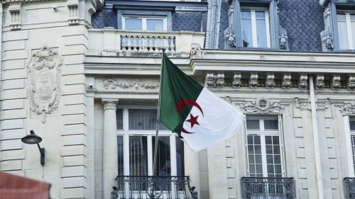 Tensions France-Algérie : Alger prend la décision d’expulser d’autres fonctionnaires français