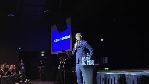 Présidentielle 2027 : en opération séduction, Édouard Philippe place ses troupes en Loire-Atlantique
