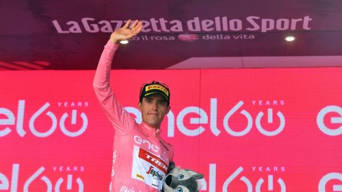 Giro 2022. Le classement général des coureurs et des équipes après la 13e étape
