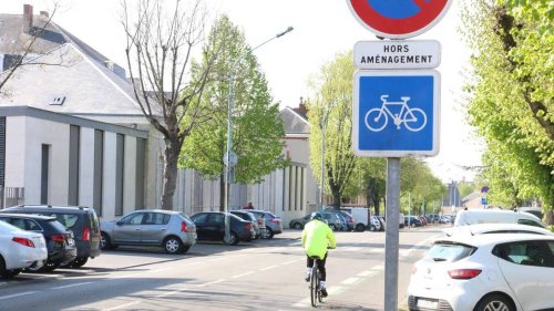 Le 1er juin, l’association Cyclamaine fait sa vélorution place des Comtes-du-Maine au Mans