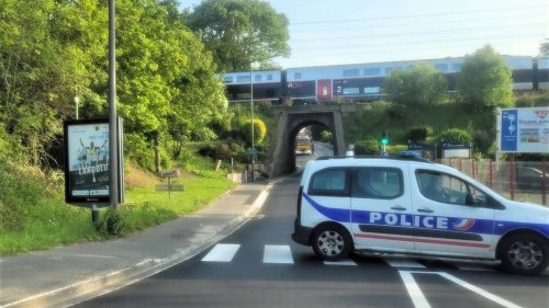 Un TGV percute un piéton près de Saint-Brieuc : le trafic interrompu, les secours sur place