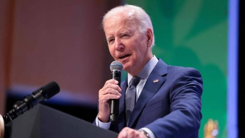 « Où est Jackie ? » : Joe Biden s’adresse à une parlementaire décédée lors d’un discours