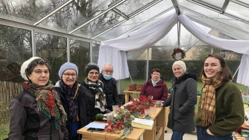 VIDÉO. À Angers, un atelier jardinage comme une parenthèse dans la lutte contre le cancer