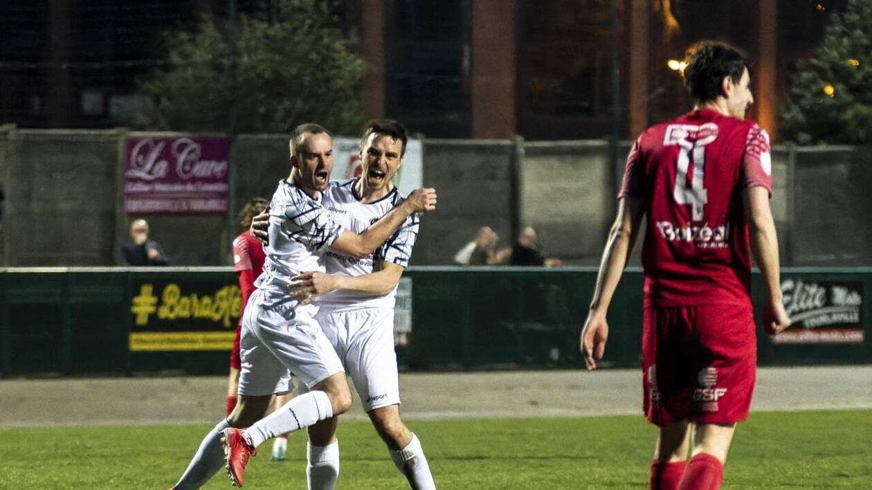 Football. R1 normand : la défaite havraise relance ses poursuivants, victoire éclatante du FCEH
