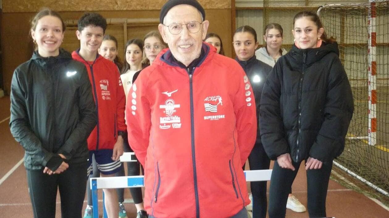 « Le bénévolat est une passion » : à 81 ans, ce Breton entraîne toujours les jeunes à l’athlétisme