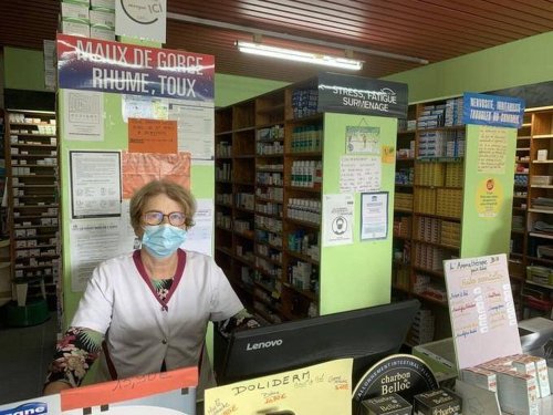 « Je tiens debout comme je peux » : cette pharmacienne de 70 ans attend un repreneur depuis huit ans - Edition du soir Ouest-France - 29/11/2022