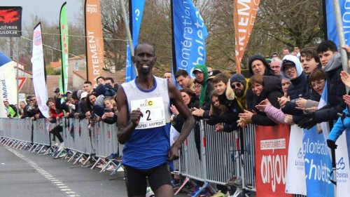 Running. 36 e semi-marathon du Massif forestier, à Nuaillé : Ali Taher et Menjo face au vent