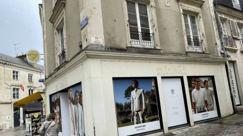 Un magasin de prêt-à-porter masculin à la place de Minelli dans le centre-ville du Mans