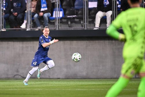 L'USL Dunkerque dispose de l'EA Guingamp et reste en course pour monter en Ligue 1 (résumé)
