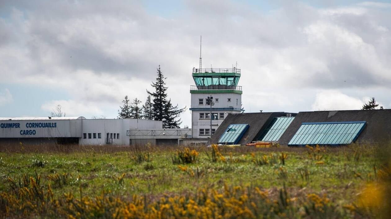 À Quimper, l’Agglo veut garder un œil sur l’aéroport