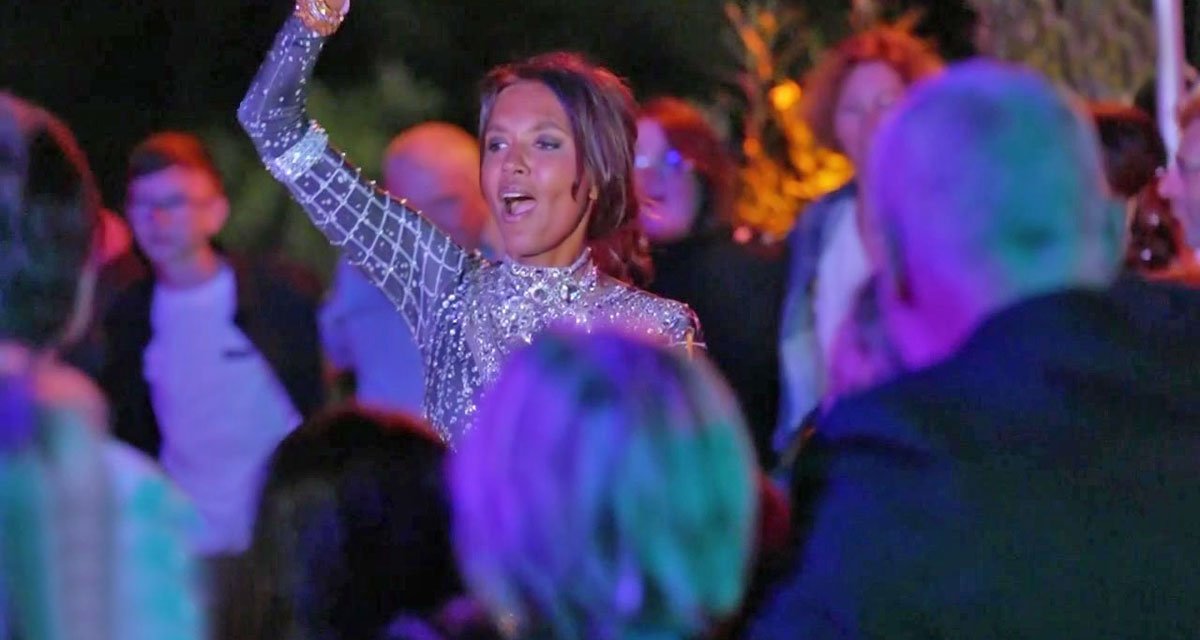 L’amour est dans le pré : mauvaise nouvelle pour Karine Le Marchand sur M6