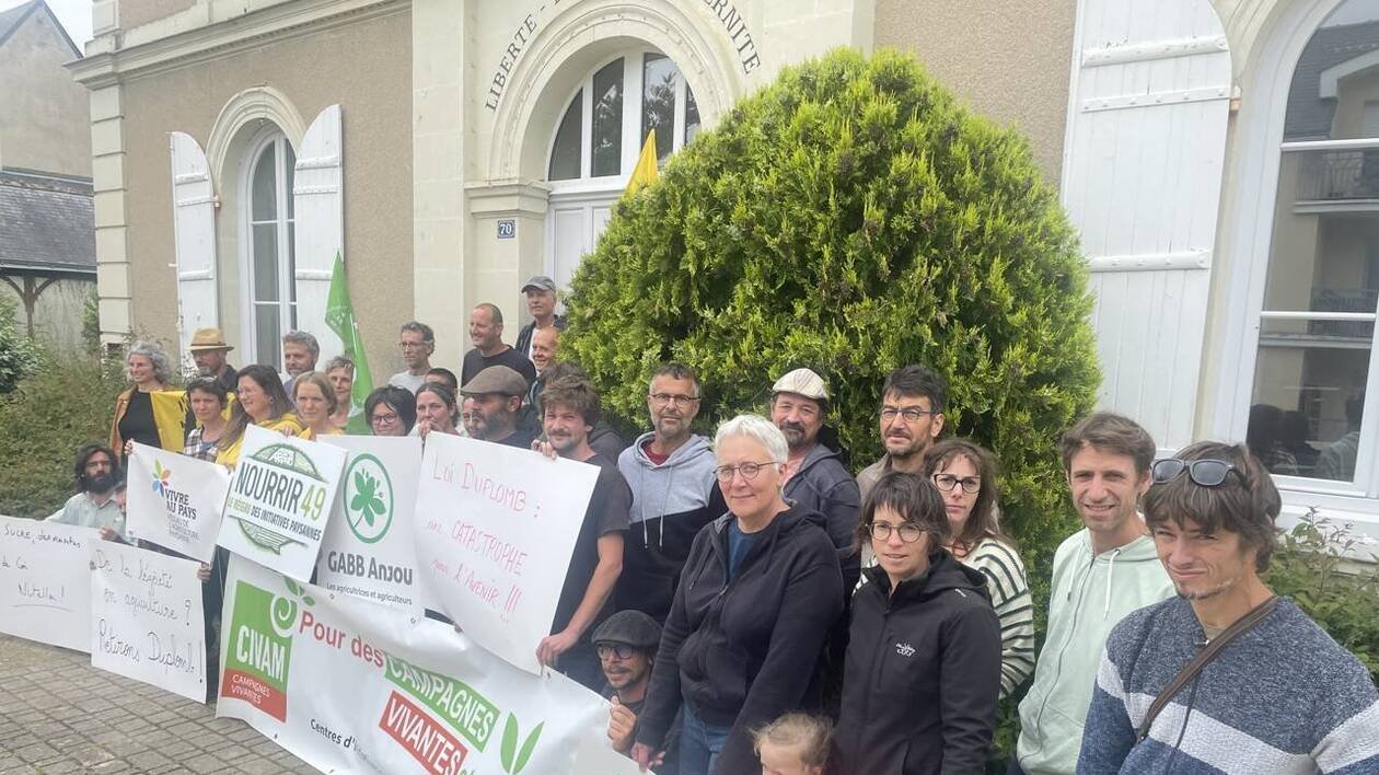 « C’est catastrophique » : L’agriculture paysanne angevine contre la loi de simplification agricole