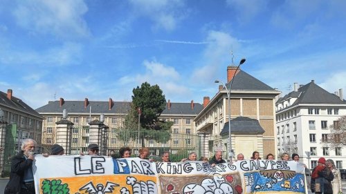 À Angers, ils vont déployer des banderoles contre le futur parking silo