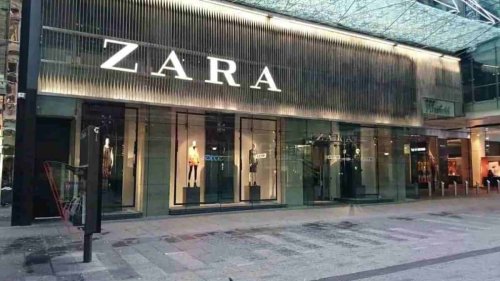 Zara: ce nouveau costume qui allie chic et classique fait un carton !