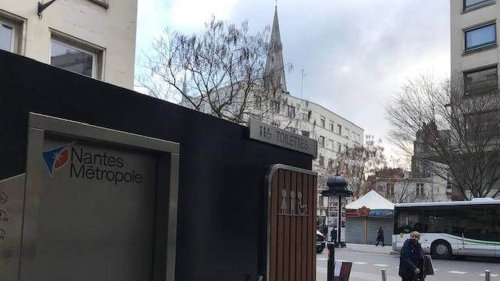 Un nouveau-né découvert vivant dans des toilettes publiques à Nantes : une enquête ouverte