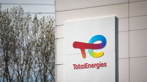 19 milliards d’euros de bénéfices : TotalEnergies bat un record, mais fait moins bien que ses rivaux
