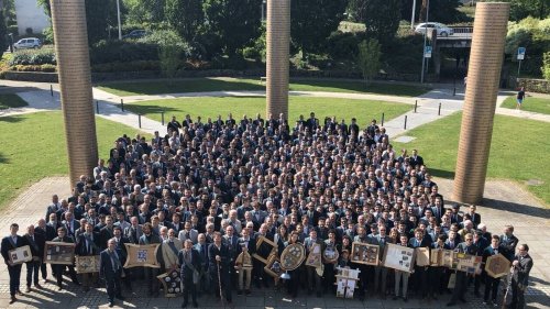 570 Compagnons du devoir, menuisiers et ébénistes﻿, ont installé leurs établis à Vannes, ce week-end