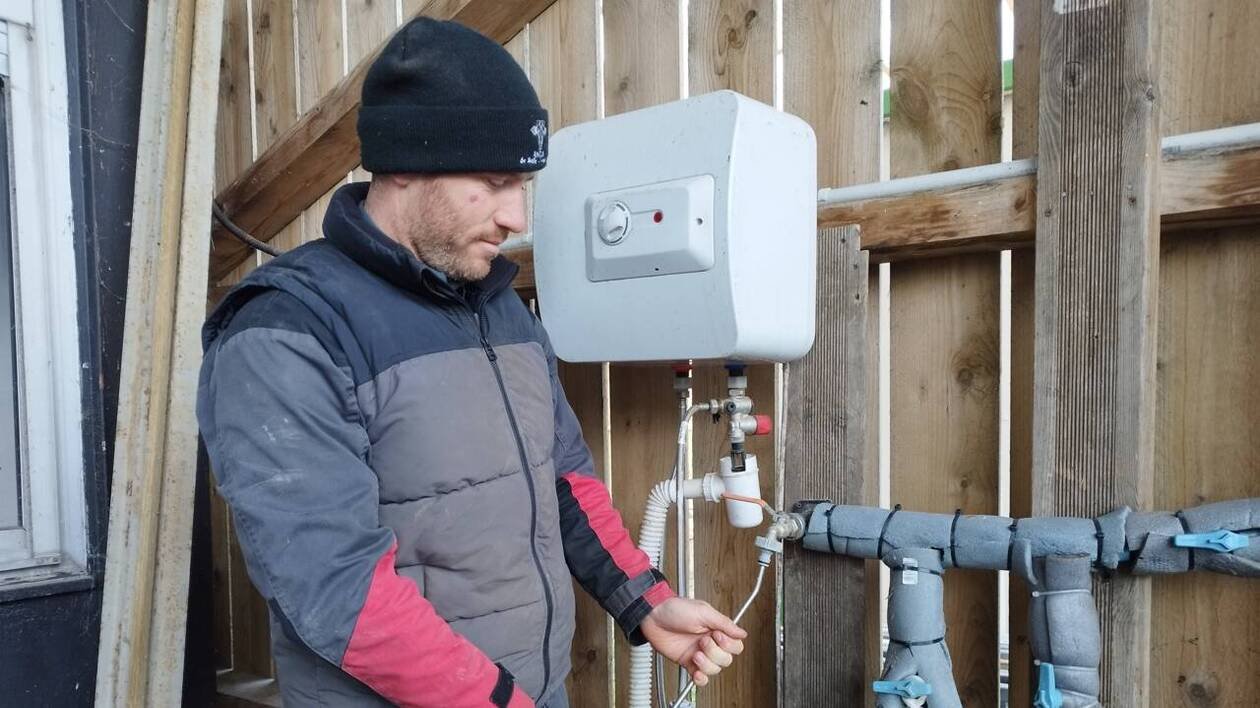 Contre le gel, cet éleveur du pays d’Ancenis a trouvé la parade