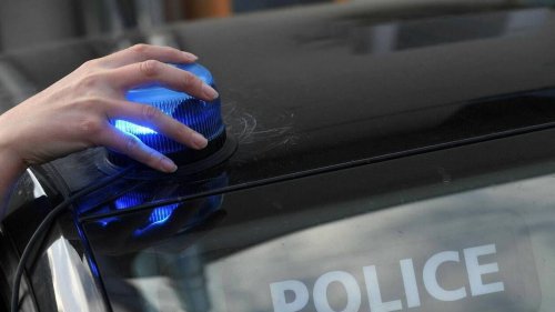 Affrontements entre la police et les participants au tournage d’un clip non autorisé à Pantin