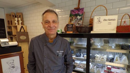 De la Touraine aux Côtes-d’Armor, ce commerçant ouvre sa boutique de produits régionaux à Pordic