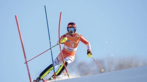 Ski alpin. Loïc Meillard remporte le slalom de Hafjell, le petit globe s’éloigne pour Clément Noël