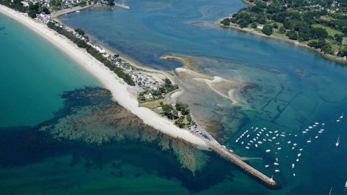 Pavillon bleu : quatre plages labellisées, à Fouesnant, cette année
