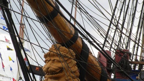 Le plus gros voilier en bois du monde se trouve actuellement à Nice et il est possible de le visiter