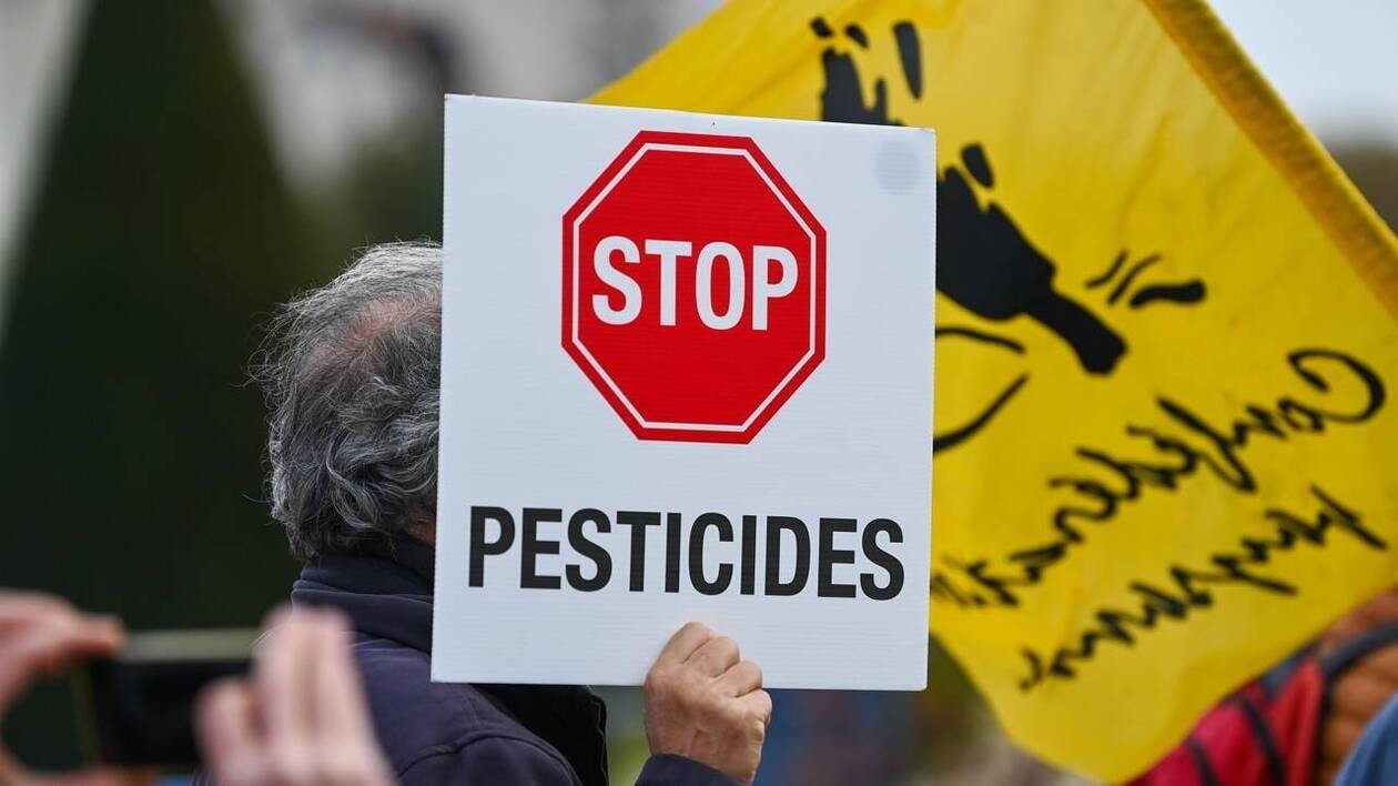 Devant la justice française, Bayer nie tout lien entre le glyphosate et le handicap d’un adolescent